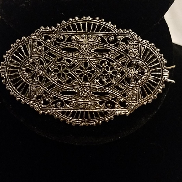 Silver Barrette - Picture 1 of 4